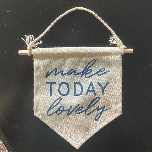Target Other - 🪴 3/$10 Make Today Lovely Burlap Flag Decor